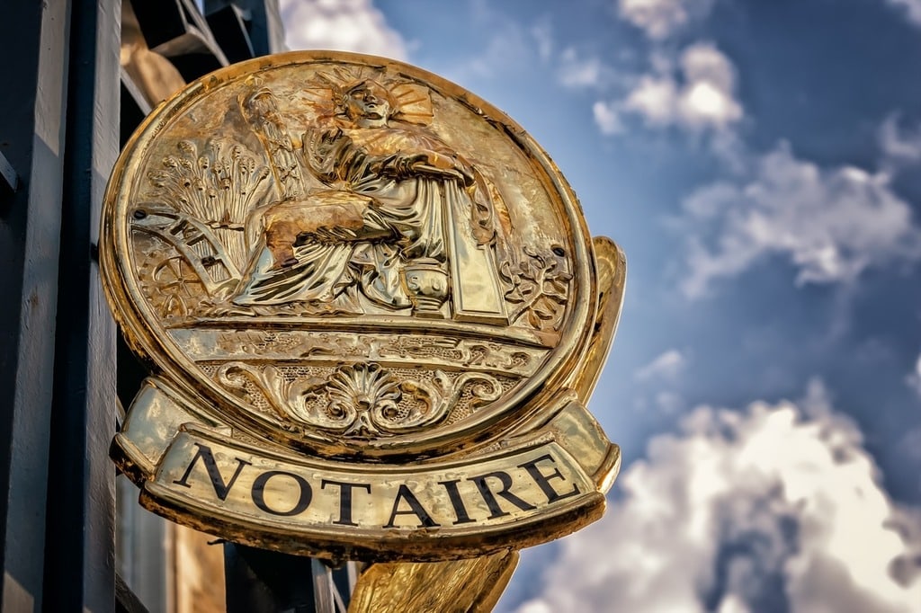 Pourquoi consulter un notaire à Arras pour vos besoins juridiques ?